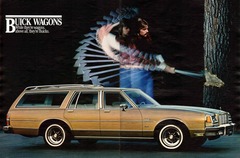 1982 Buick Full Line Prestige-40-41.jpg
